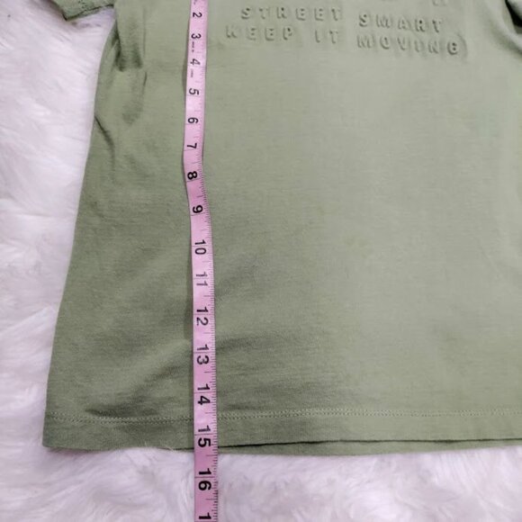 DKNY Olive Green Street Smart Graphic Tee Short Sleeve Shirt Women's Size M - Picture 10 of 10